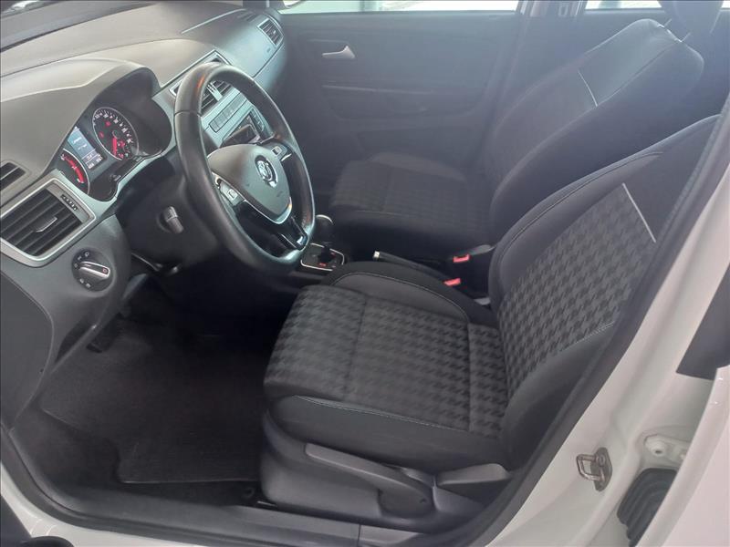 VW - Volkswagen-FOX-1.6 MSI Comfortline 8V