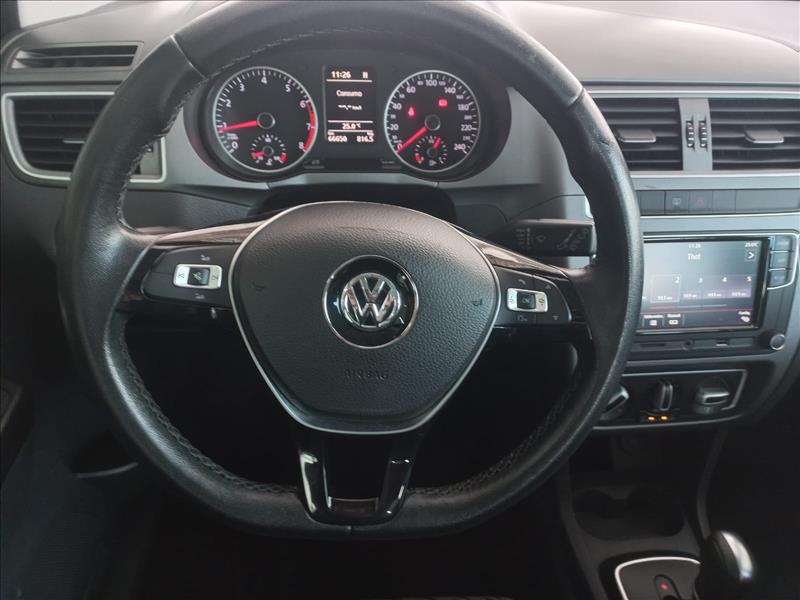 VW - Volkswagen-FOX-1.6 MSI Comfortline 8V