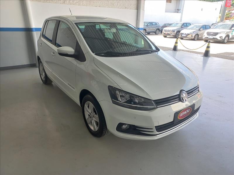 VW - Volkswagen-FOX-1.6 MSI Comfortline 8V