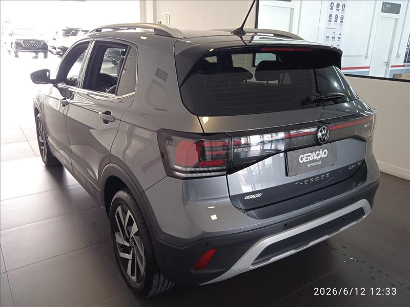 Volkswagen-T-CROSS-1.4 250 TSI Highline