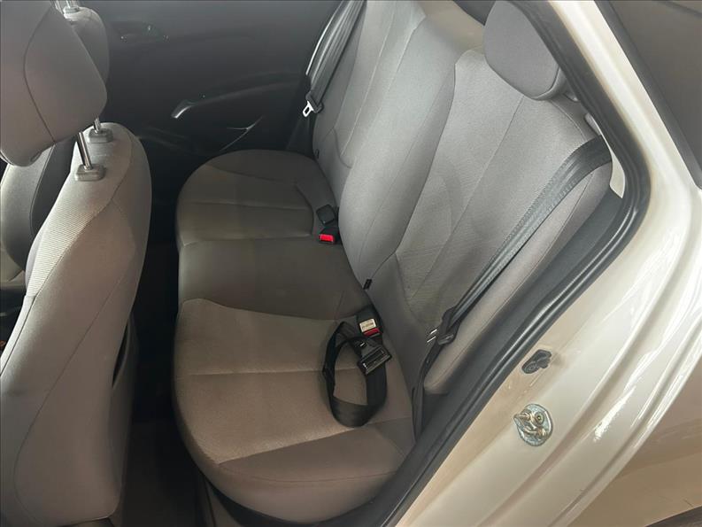 Hyundai-HB20S-1.0 Comfort Plus 12V