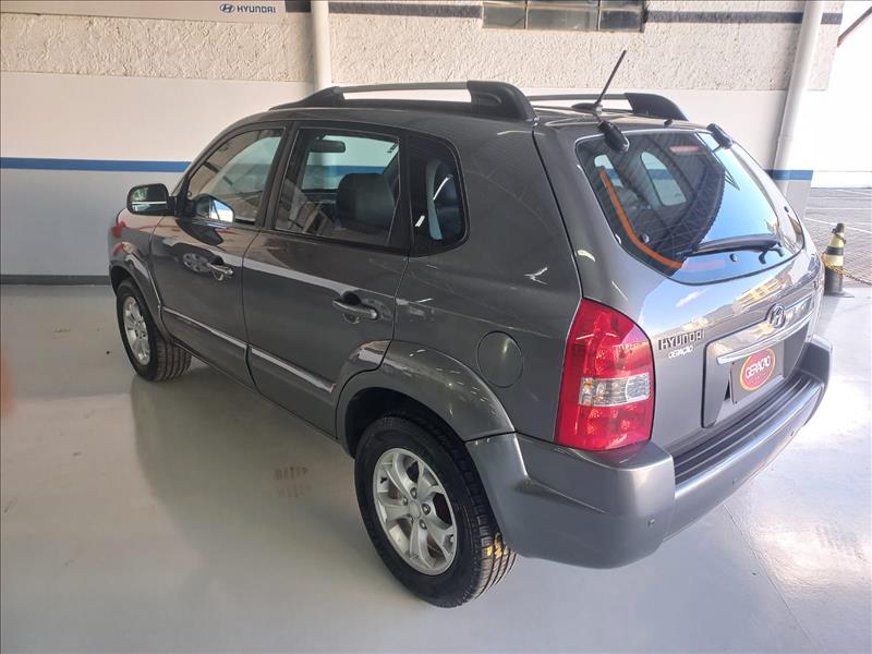 Hyundai-TUCSON-2.0 MPFI GLS TOP 16V 143cv 2WD
