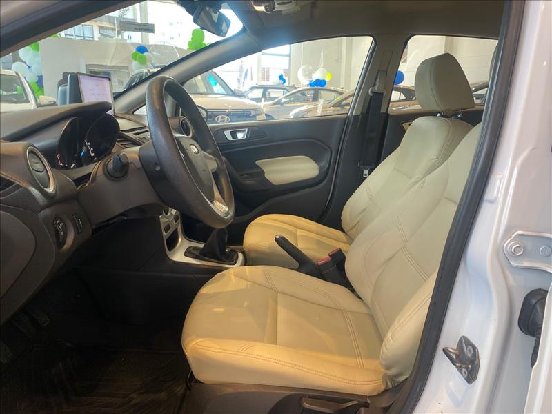 Ford-FIESTA-1.6 SE Sedan 16V