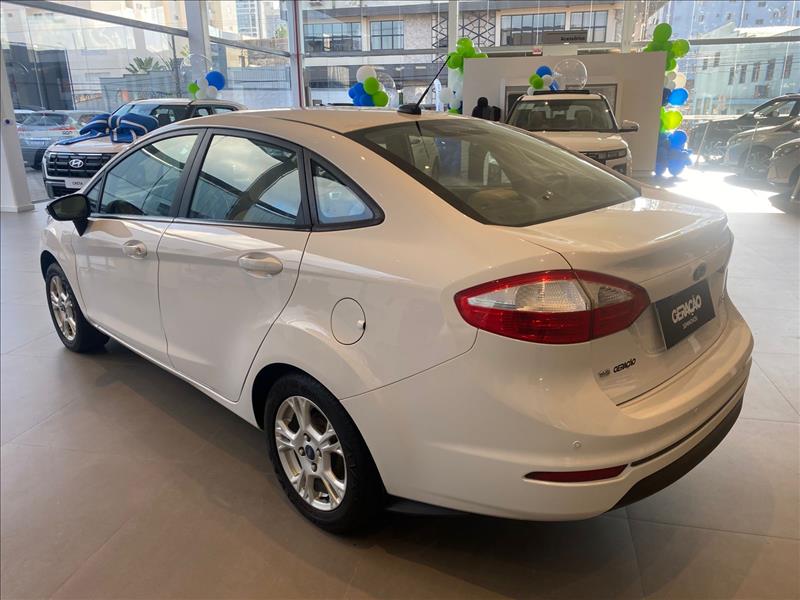 Ford-FIESTA-1.6 SE Sedan 16V