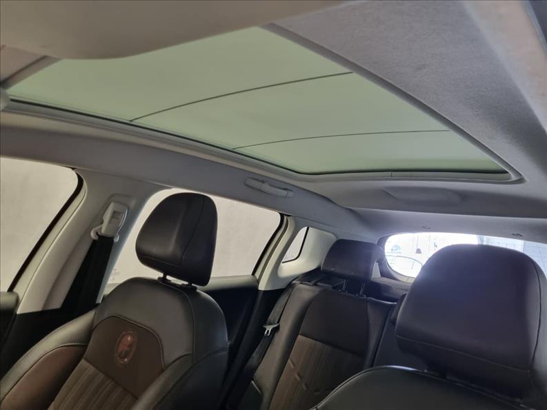 Peugeot-2008-1.6 16V Crossway