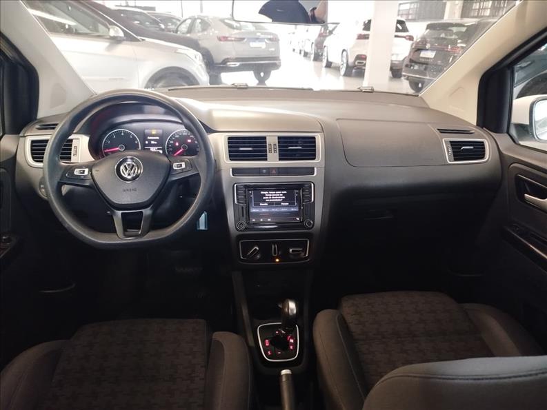 VW - Volkswagen-FOX-1.6 MSI Comfortline 8V