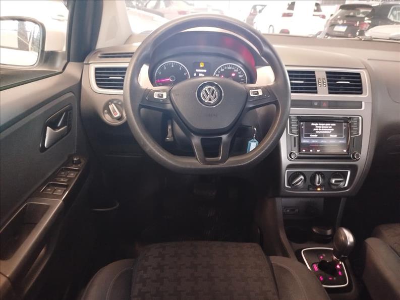 VW - Volkswagen-FOX-1.6 MSI Comfortline 8V