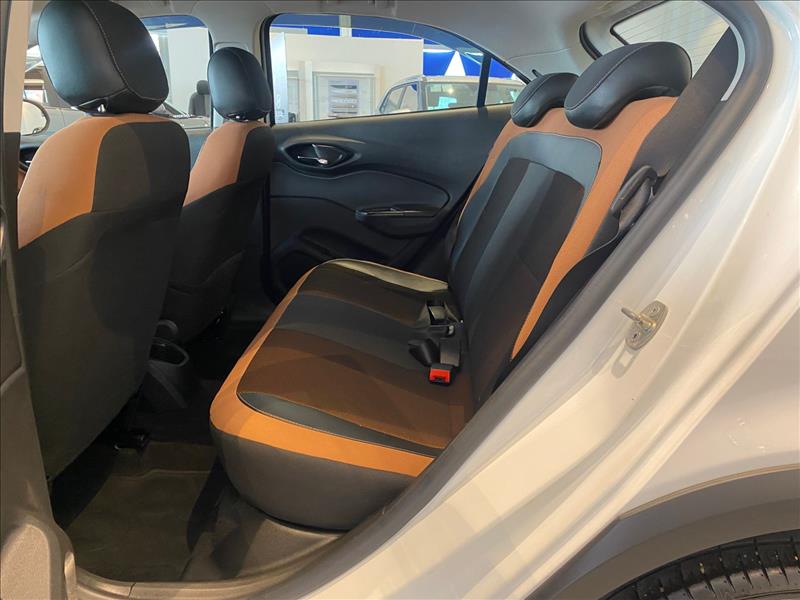 GM - Chevrolet-ONIX-1.4 MPFI Activ 8V