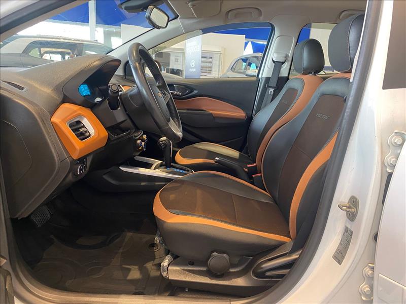 GM - Chevrolet-ONIX-1.4 MPFI Activ 8V