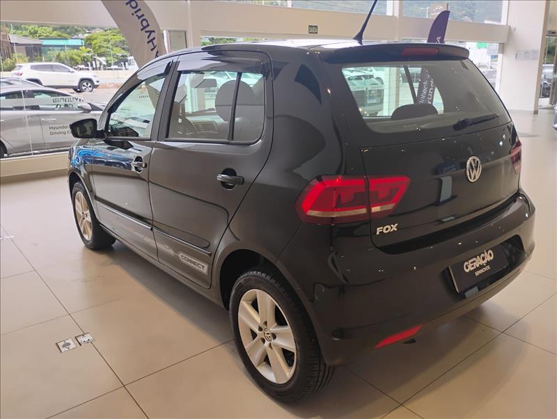 VW - Volkswagen-FOX-1.6 MSI Connect