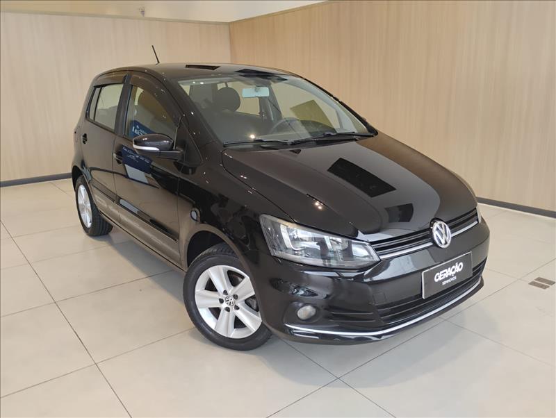 VW - Volkswagen-FOX-1.6 MSI Connect