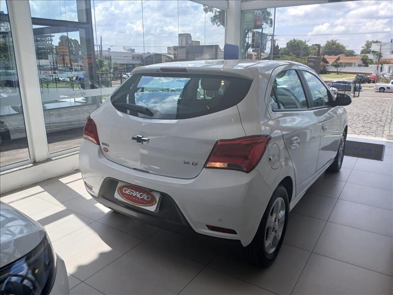 GM - Chevrolet-ONIX-1.4 MPFI LT 8V