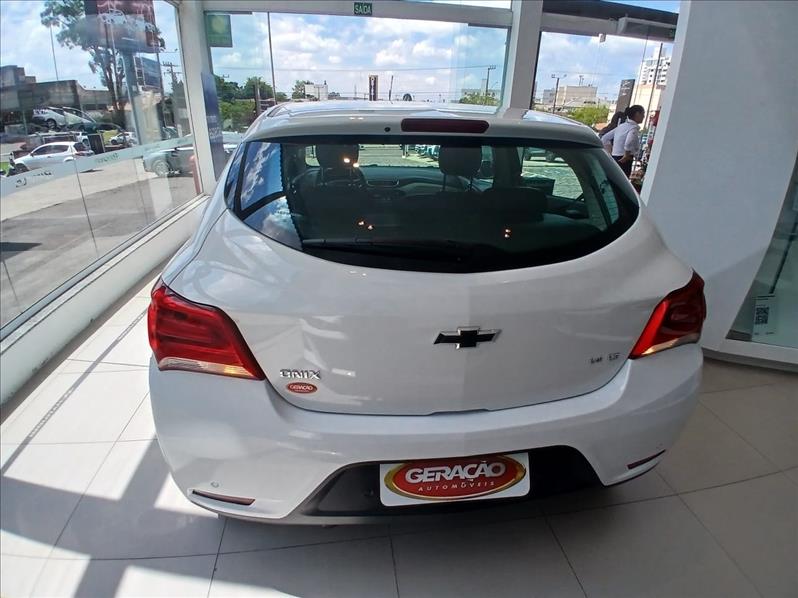 GM - Chevrolet-ONIX-1.4 MPFI LT 8V