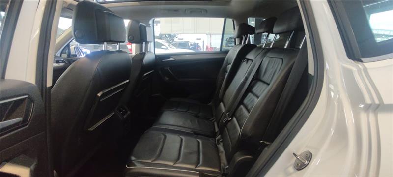 VW - Volkswagen-TIGUAN-1.4 250 TSI Allspace Comfortline