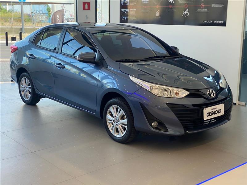 Toyota-YARIS-1.5 16V Sedan XL Multidrive
