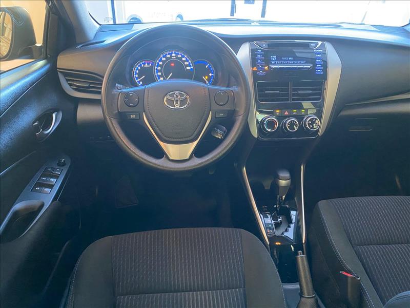 Toyota-YARIS-1.5 16V Sedan XL Multidrive