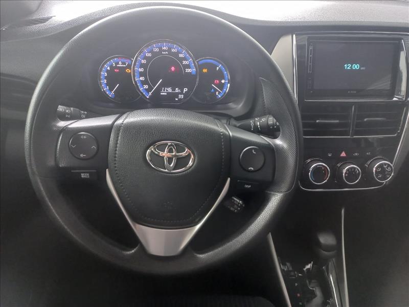 Toyota-YARIS-1.3 16V XL