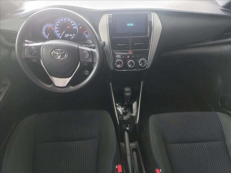 Toyota-YARIS-1.3 16V XL