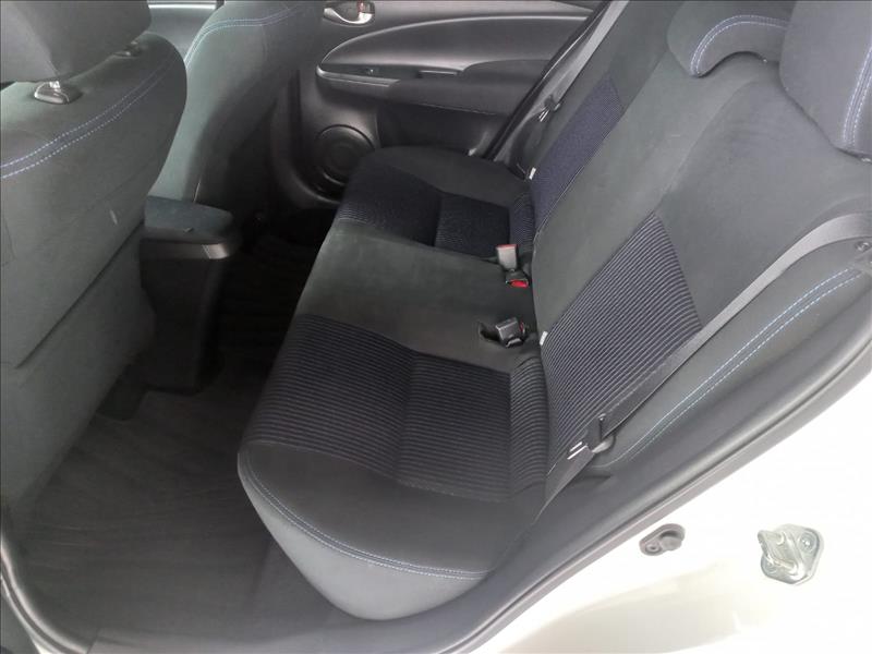Toyota-YARIS-1.3 16V XL