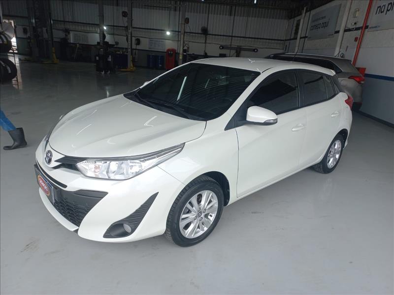 Toyota-YARIS-1.3 16V XL