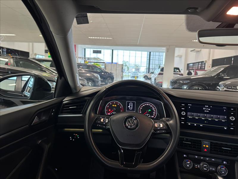 Volkswagen-JETTA-1.4 250 TSI Comfortline