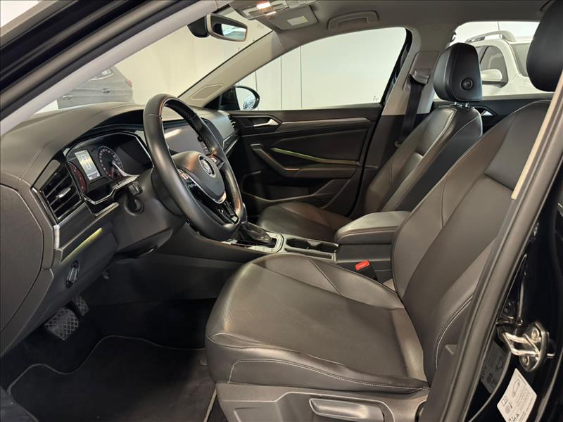 Volkswagen-JETTA-1.4 250 TSI Comfortline