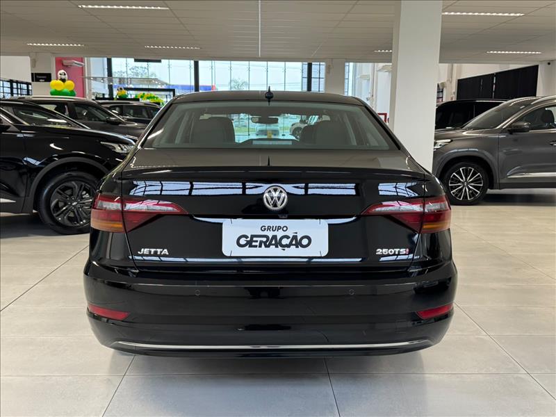 Volkswagen-JETTA-1.4 250 TSI Comfortline