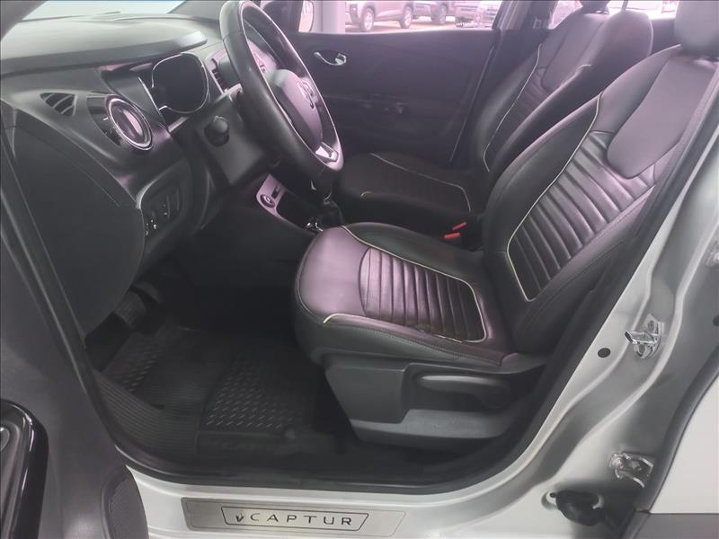 Renault-CAPTUR-1.6 16V SCE Intense