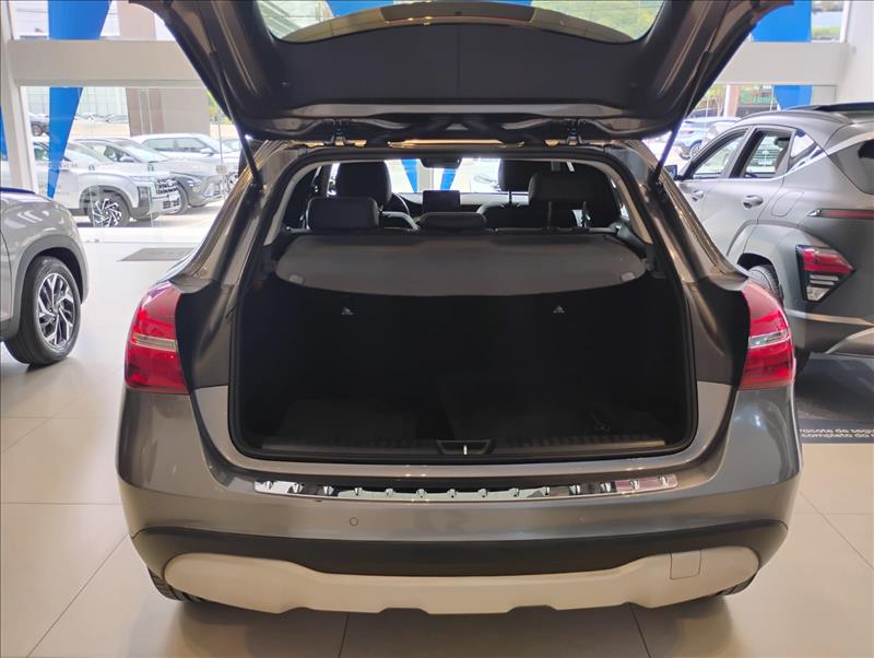 MERCEDES BENZ-GLA 200-1.6 CGI Style 7g-dct