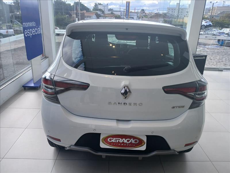Renault-SANDERO-1.6 16V SCE GT Line