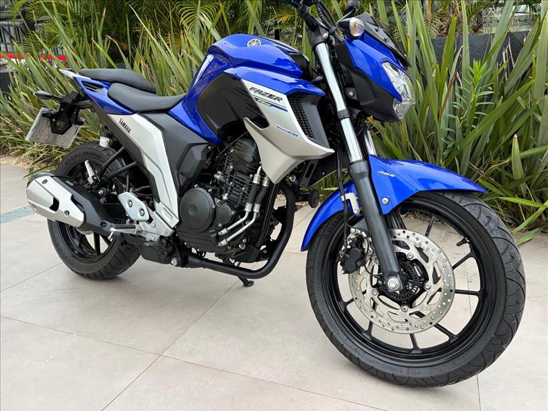 YAMAHA-FZ25 FAZER ABS-