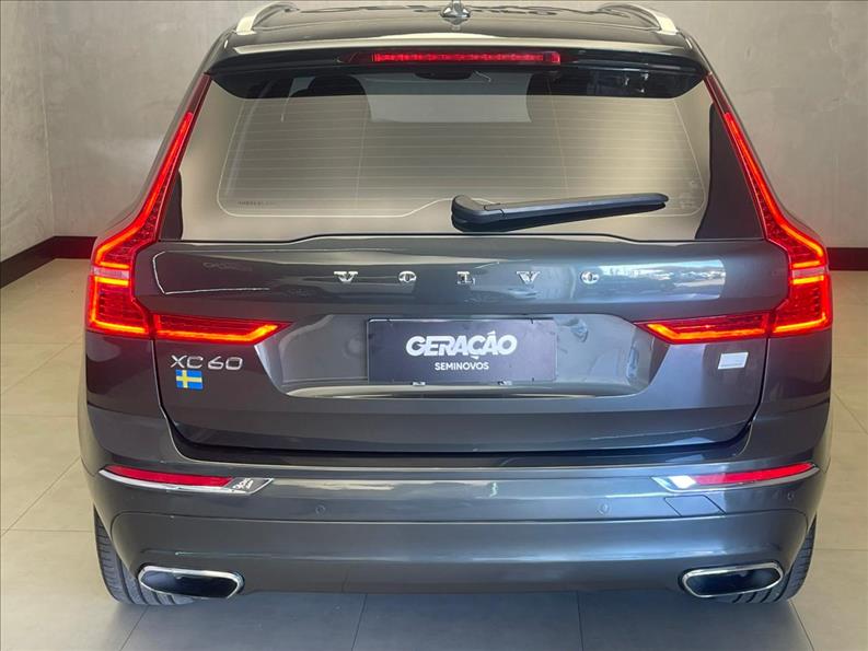 Volvo-XC60-2.0 T8 Hybrid Inscription AWD Geartronic