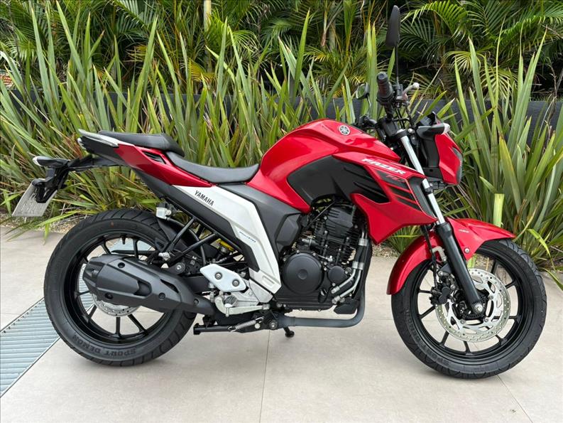 YAMAHA-FZ25 FAZER ABS-