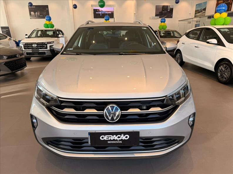 VW - Volkswagen-VIRTUS-1.0 200 TSI Highline