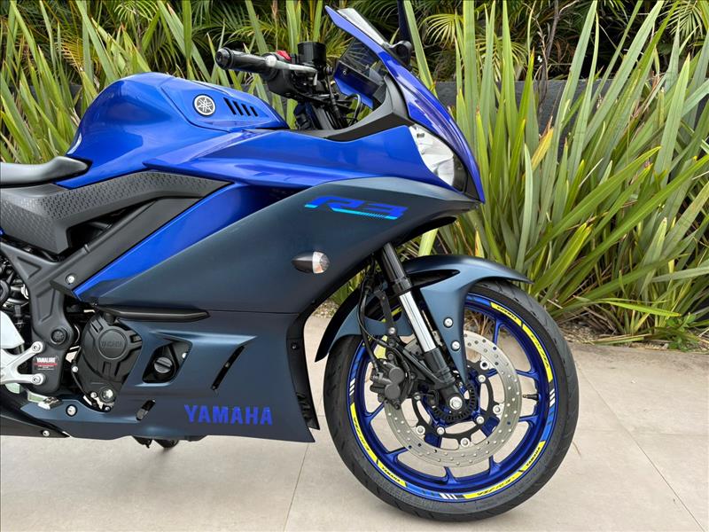 YAMAHA-YZF R3-