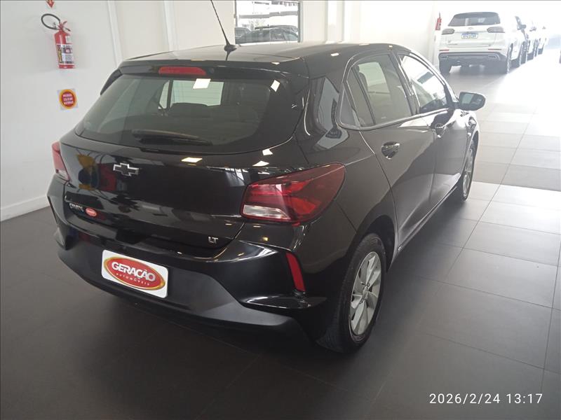 GM - Chevrolet-ONIX-1.0 LT