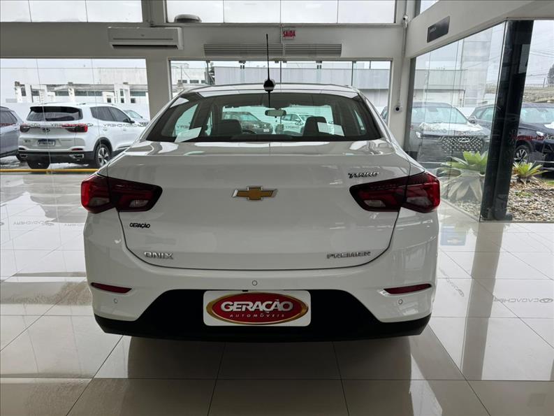 GM - Chevrolet-ONIX-1.0 Turbo Plus Premier
