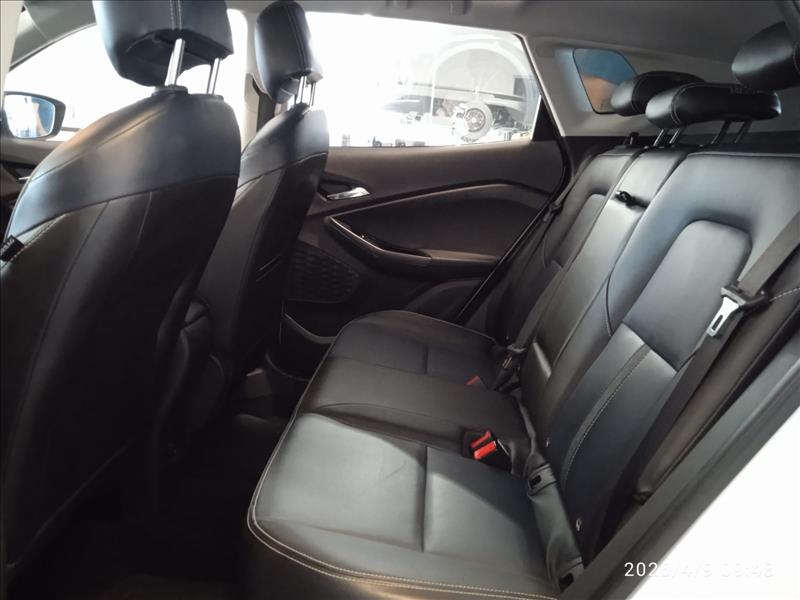 GM - Chevrolet-TRACKER-1.2 Turbo Premier