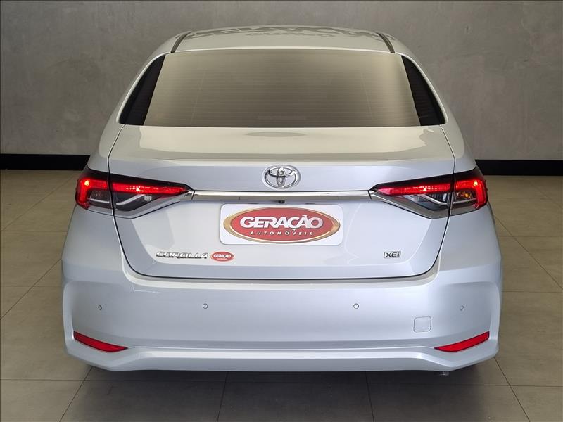 Toyota-COROLLA-2.0 Vvt-ie XEI