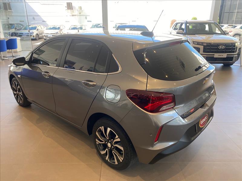 GM - Chevrolet-ONIX-1.0 Turbo Premier