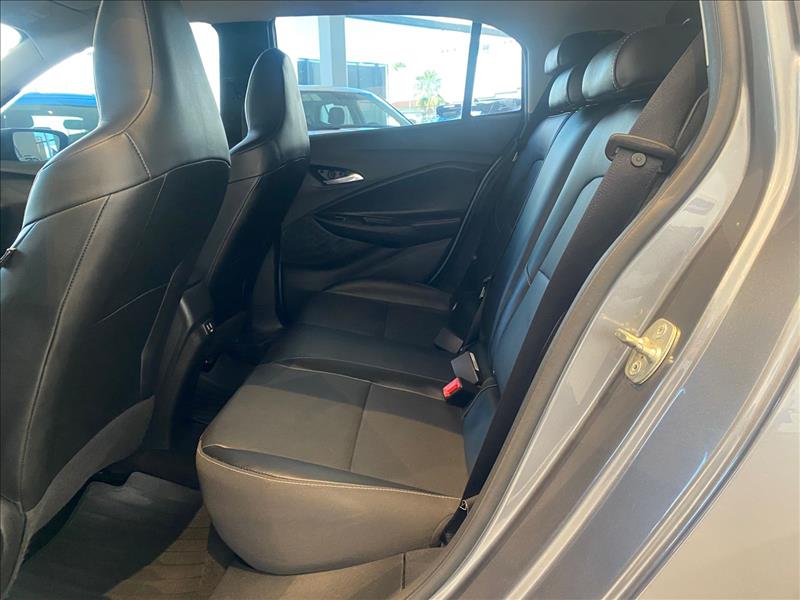 GM - Chevrolet-ONIX-1.0 Turbo Premier