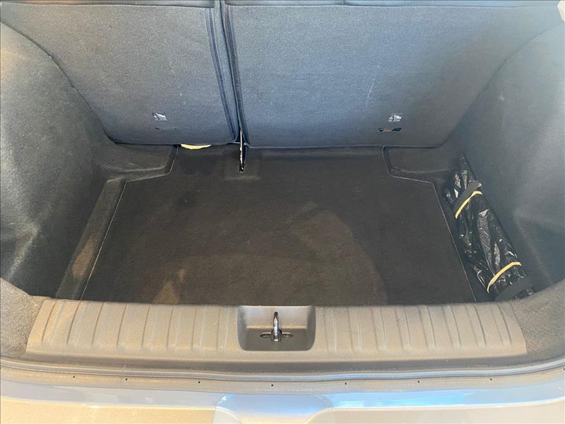 GM - Chevrolet-ONIX-1.0 Turbo Premier