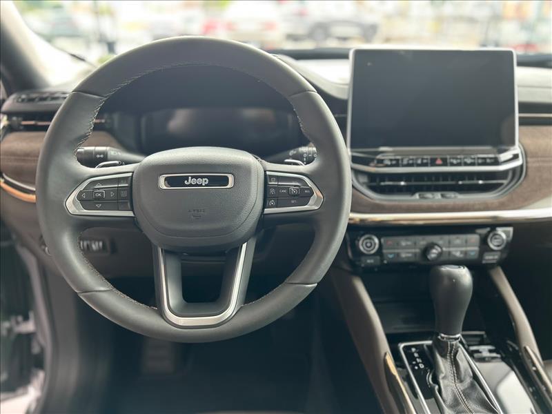 Jeep-COMMANDER-1.3 T270 Turbo Overland