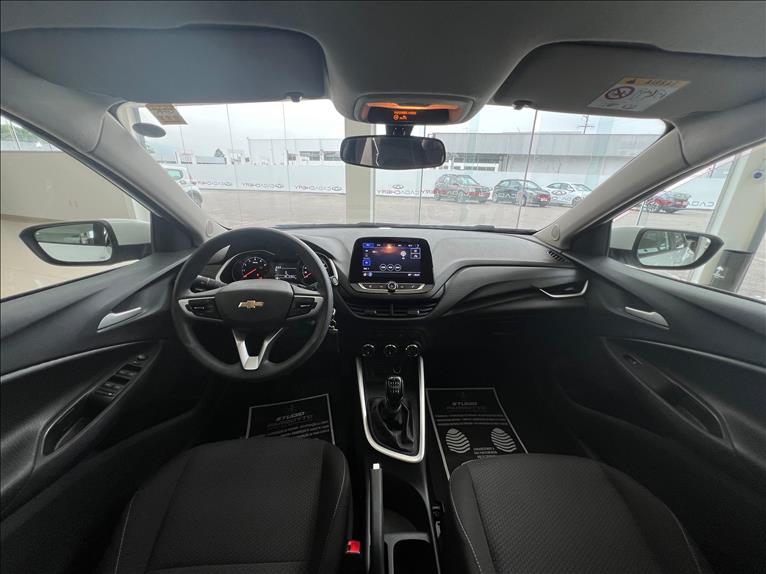 GM - Chevrolet-ONIX-1.0 LT