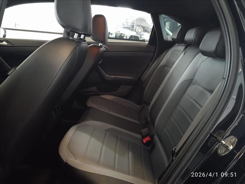 VW - Volkswagen-NIVUS-1.0 200 TSI Highline