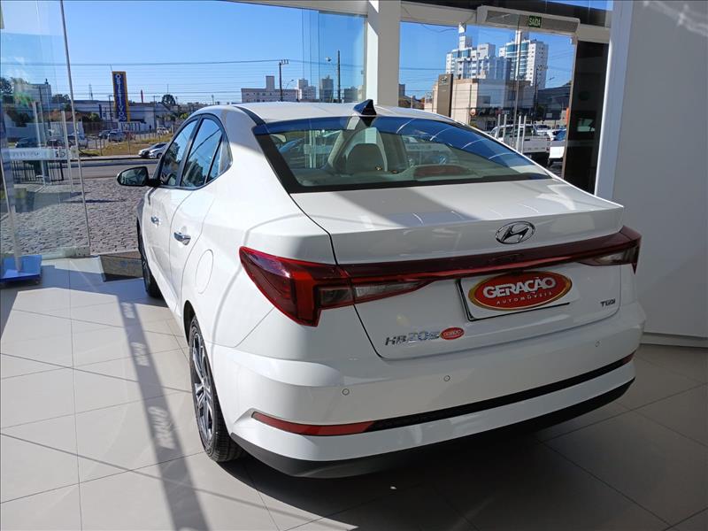 Hyundai-HB20S-1.0 Tgdi Platinum Plus