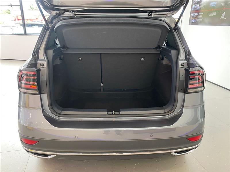 VW - Volkswagen-T-CROSS-1.0 200 TSI Comfortline