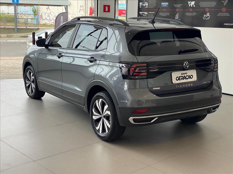 VW - Volkswagen-T-CROSS-1.0 200 TSI Comfortline