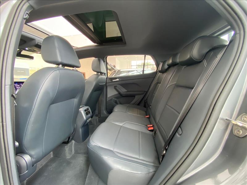 VW - Volkswagen-T-CROSS-1.0 200 TSI Comfortline