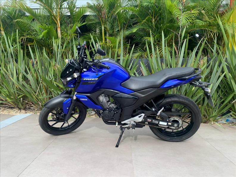 YAMAHA-FZ15 FAZER ABS-